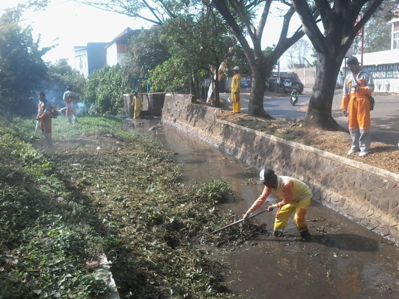 Bersih-bersih sungai Mulyorejo 18-07-2019